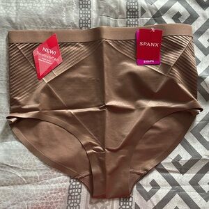 Brand new-Spanx shape wear briefs- Large